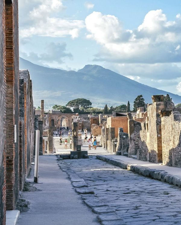 Tour of pompeii